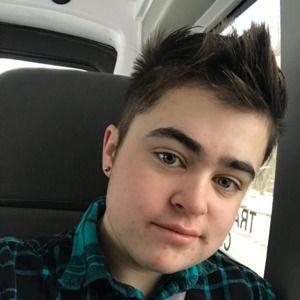 Meet your Posher, Jax